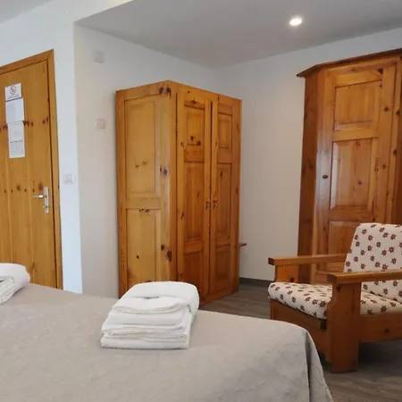 Hotel Meublé Dante Bormio