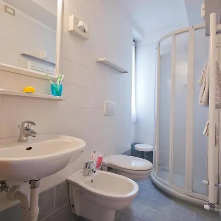 Hotel Meublé Dante 2*